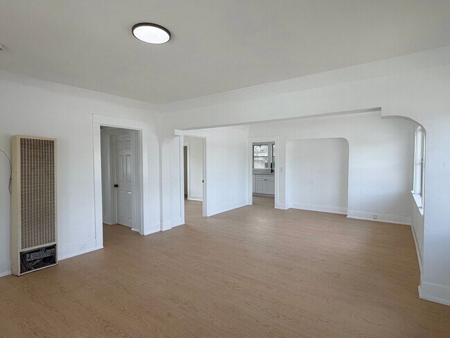 Building Photo - 7707 Miramonte Blvd