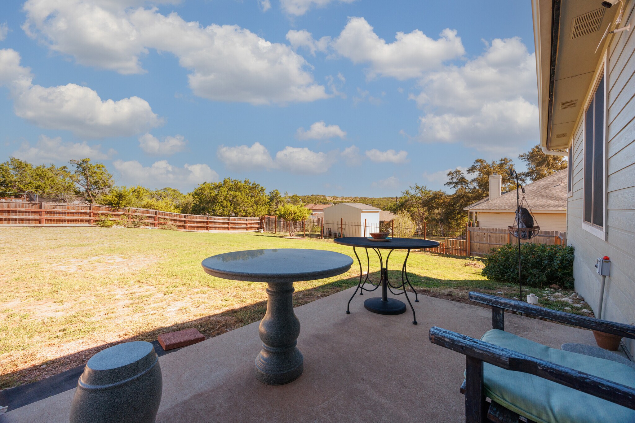 Building Photo - 611 Newport Dr