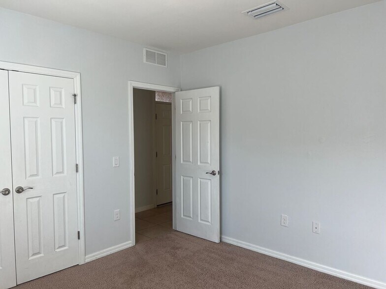 Building Photo - 2709 Loreto Ct