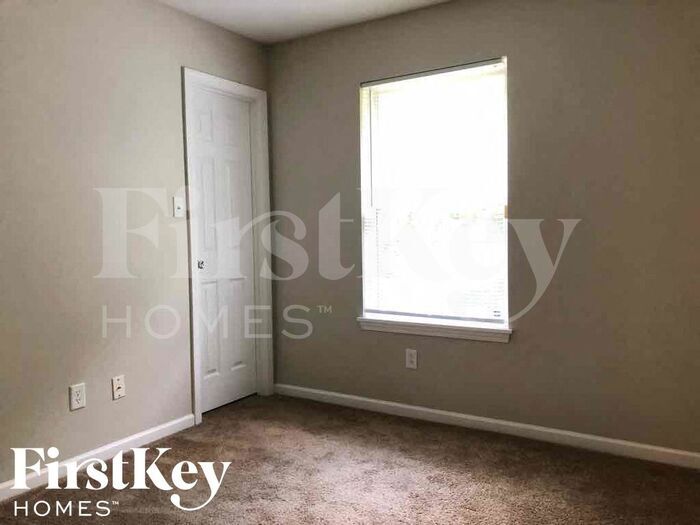 Building Photo - 903 Washington Cove Way
