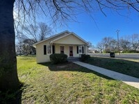 Building Photo - 10th Ave NW Duplex