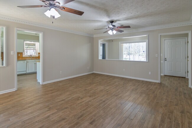 Building Photo - 1026 Denney Rd