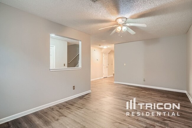 Building Photo - 1305 Maple Valley Ct