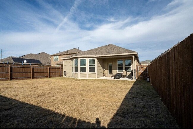 Building Photo - 401 Duroc Dr