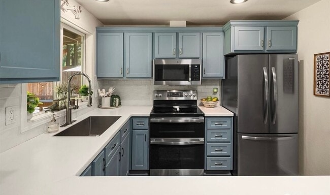 Building Photo - Updated 3-Bedroom Rambler with Large Yard in North Bend