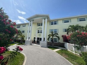 Building Photo - 2BR 2BA CONDO LOCATED CLOSE TO PORT CANAVERAL