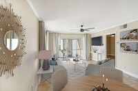 Building Photo - 3040 NE 16th Ave