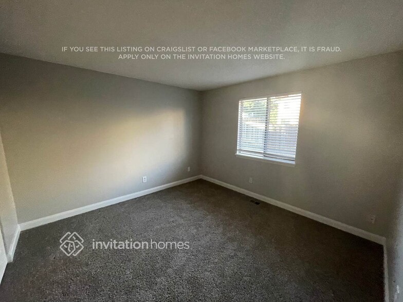 Building Photo - 17405 E Temple Dr