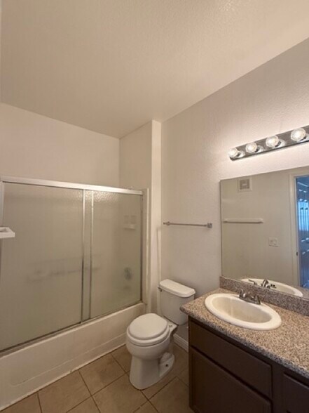 Building Photo - 3318 N Decatur Blvd