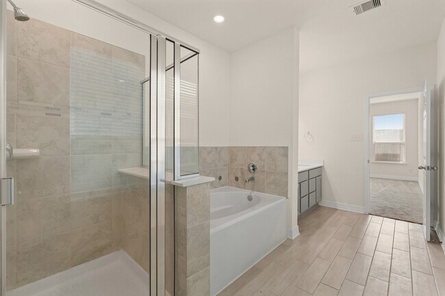 Building Photo - 4822 Hickory Deer Ln