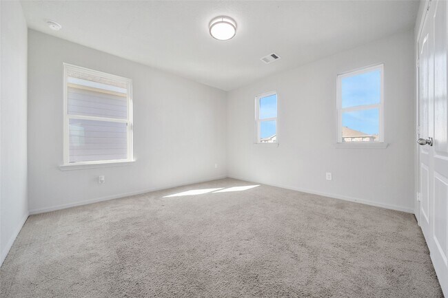 Building Photo - 20864 Sheffield Pk Dr