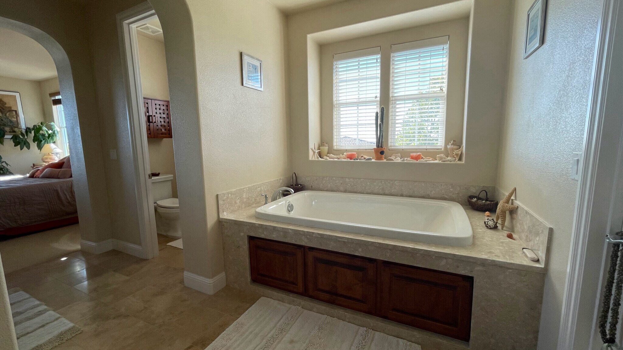 Master Bath - 297 Drummond Dr