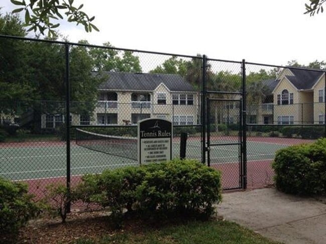 Building Photo - 1017 S Hiawassee Rd