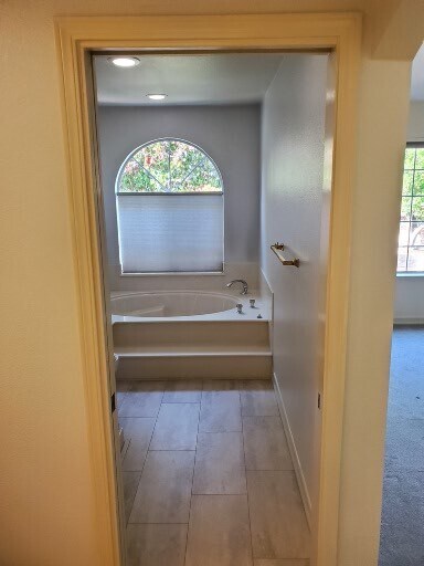 primary bathroom - 2040 Goldenrod Ln