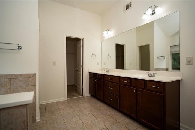 Building Photo - 2412 Harpers Way
