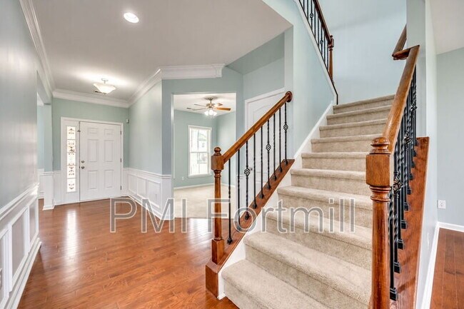 Building Photo - 1080 Crescent Moon Dr