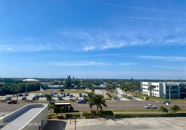 Building Photo - 2225 Jimmy Buffett Mem Hwy