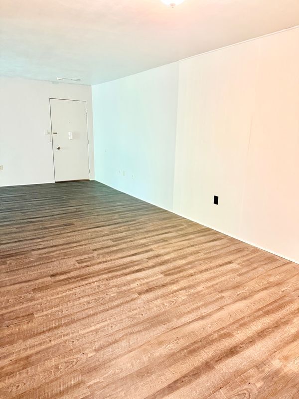 Building Photo - 55 Highland Dr
