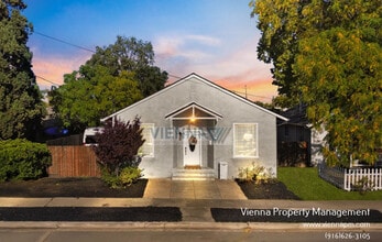 Building Photo - 108 Ash St