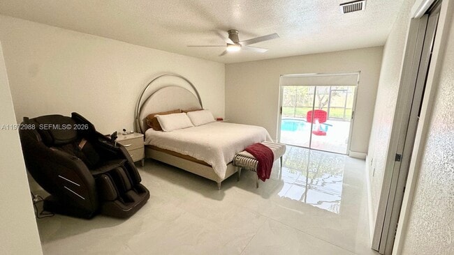 Building Photo - 1771 NW 17th St