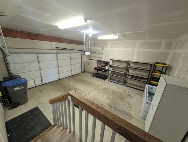 Building Photo - Large 4 Bedroom Home for rent in PO - Over Two Acres and Room to Roam!