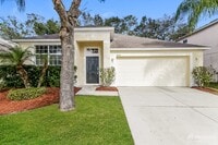 Building Photo - 35045 Meadow Reach Dr