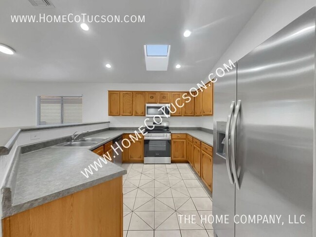 Building Photo - 1598 W Lavender Sky St