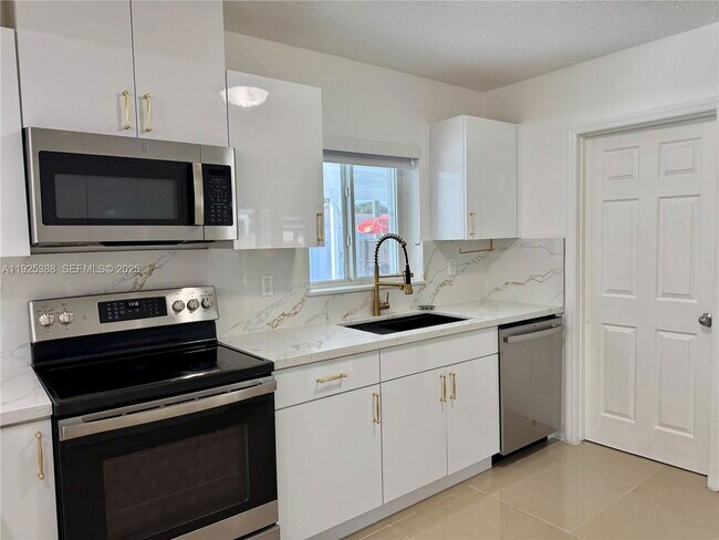 Building Photo - 12812 SW 20th St