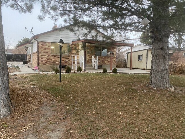 Building Photo - 9322 S 1300 W