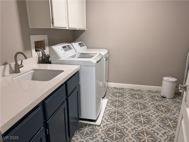 Building Photo - 2732 Port Lewis Ave