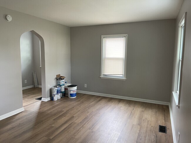 Building Photo - 2392 Joyce Ave