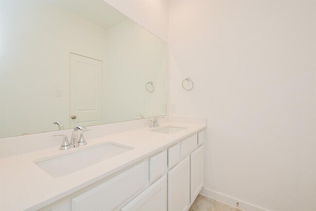 Building Photo - 6551 Scarlet Pond Ln