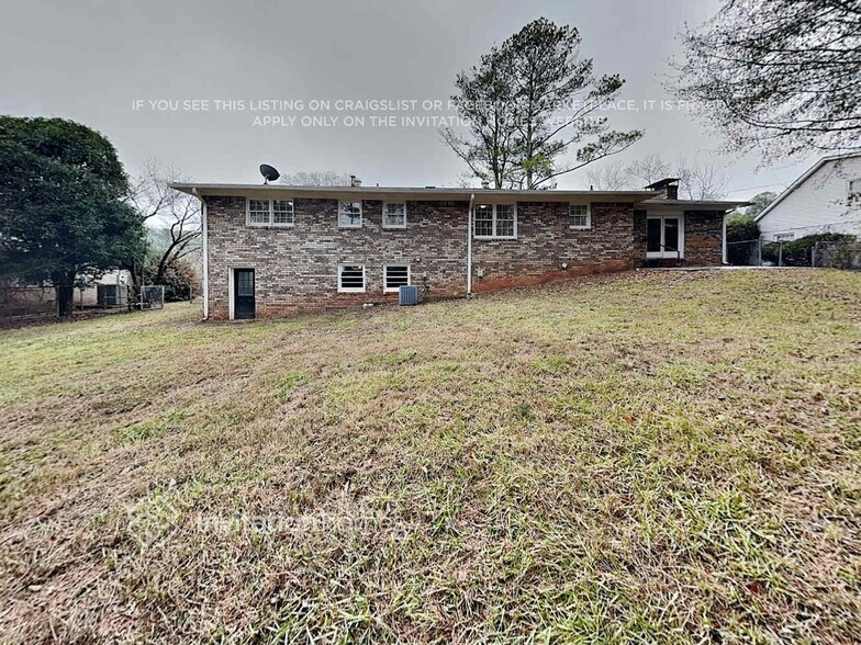 Building Photo - 1271 Little Acres Pl NE