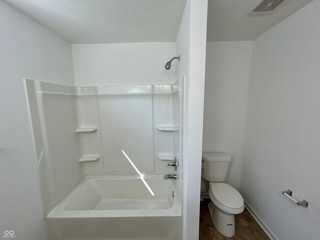 Building Photo - 4829 Penoyer Ln