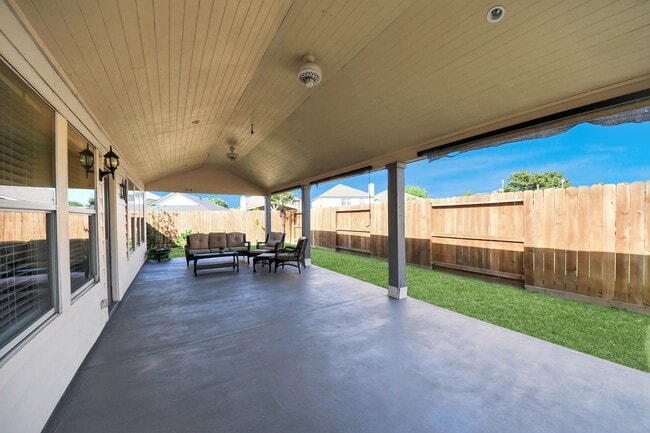 Building Photo - 2038 Eddlewood Ct