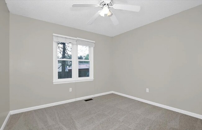 Building Photo - 4513 Park Knoll Ln