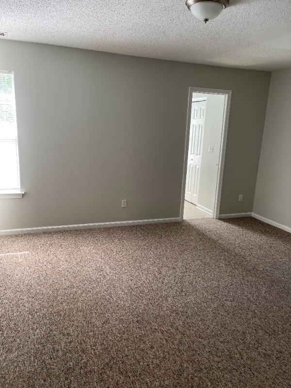 Building Photo - 268 Wexford Dr