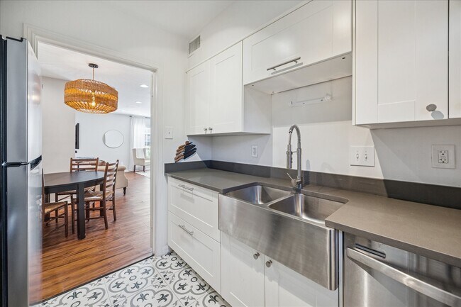 Building Photo - 1809 Stoney Brook Dr