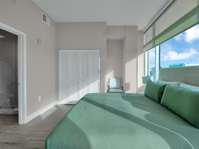 Building Photo - 525 E Jackson St