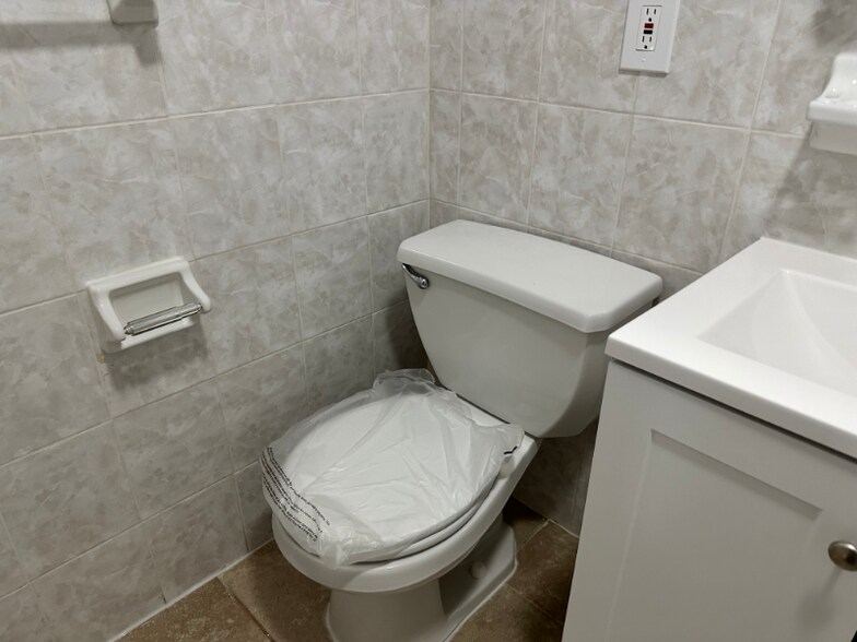 Building Photo - 6114 Palisade Ave