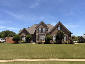 Building Photo - Stunning Atoka Home Offering Space, Style, and Convenience!