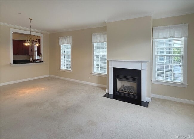 Building Photo - 19 Cropsey St