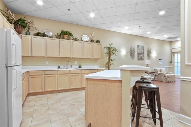 Building Photo - 1501 Clairmont Rd