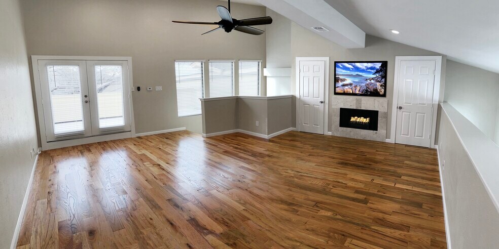 Building Photo - 6723 Eastridge Dr