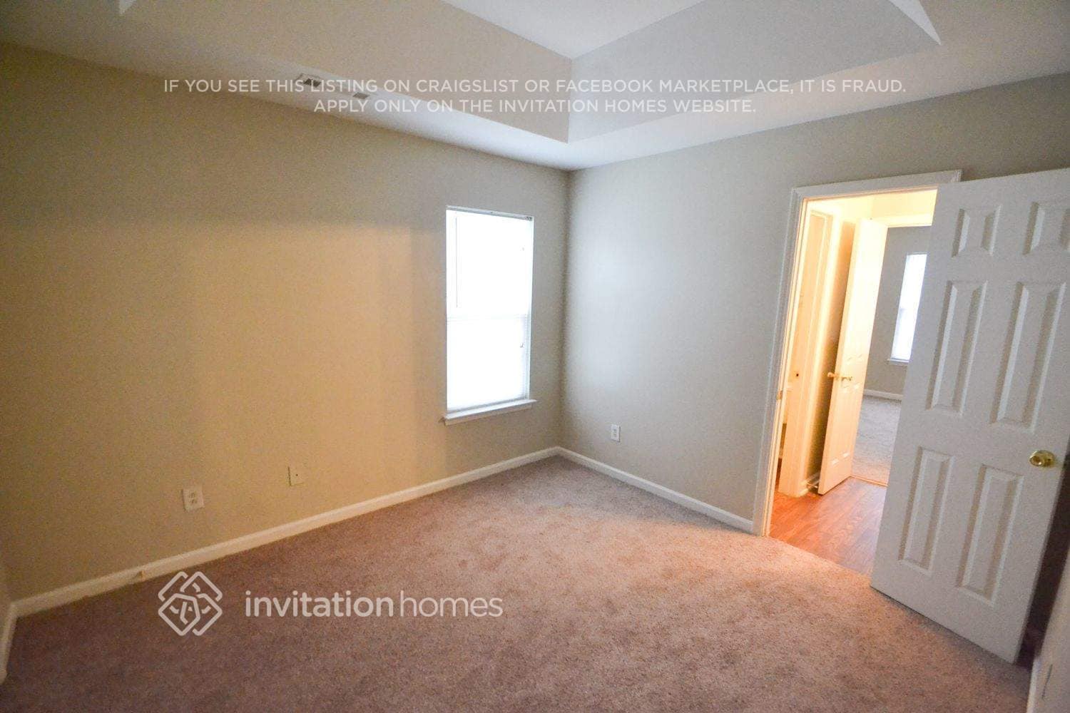 Building Photo - 8728 Hazelcroft Ln