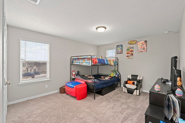 Building Photo - 2318 Themis Wy