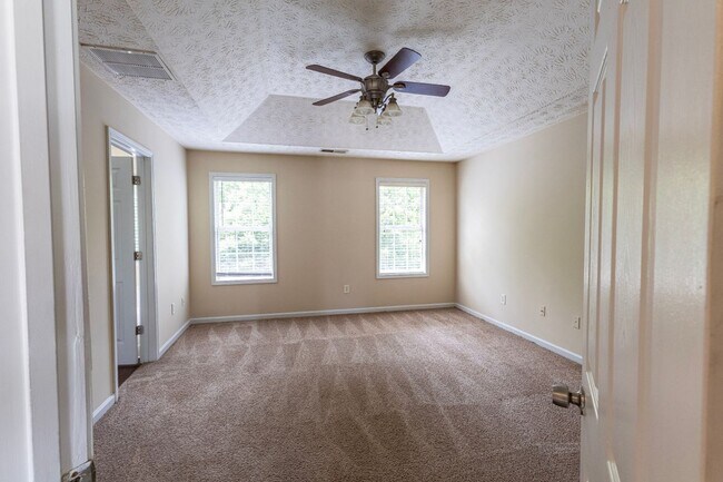 Building Photo - 2432 Pendergrass Ln