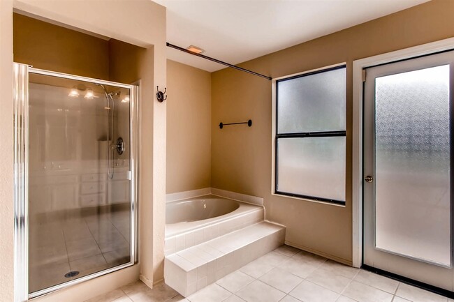 Building Photo - 1511 Sunrise Shadow Ct