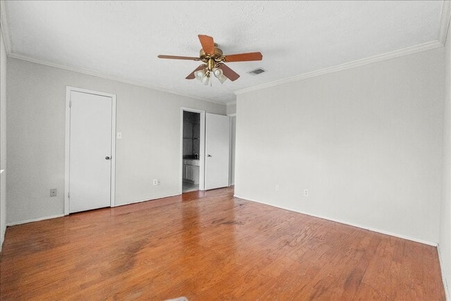 Building Photo - 2823 Forest Point Dr