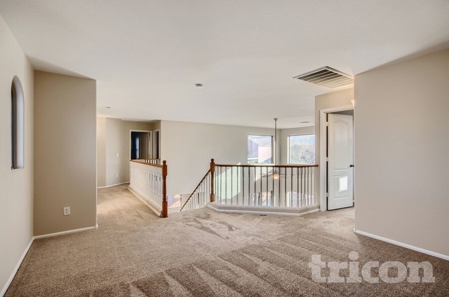 Building Photo - 45063 W Jack Rabbit Trail